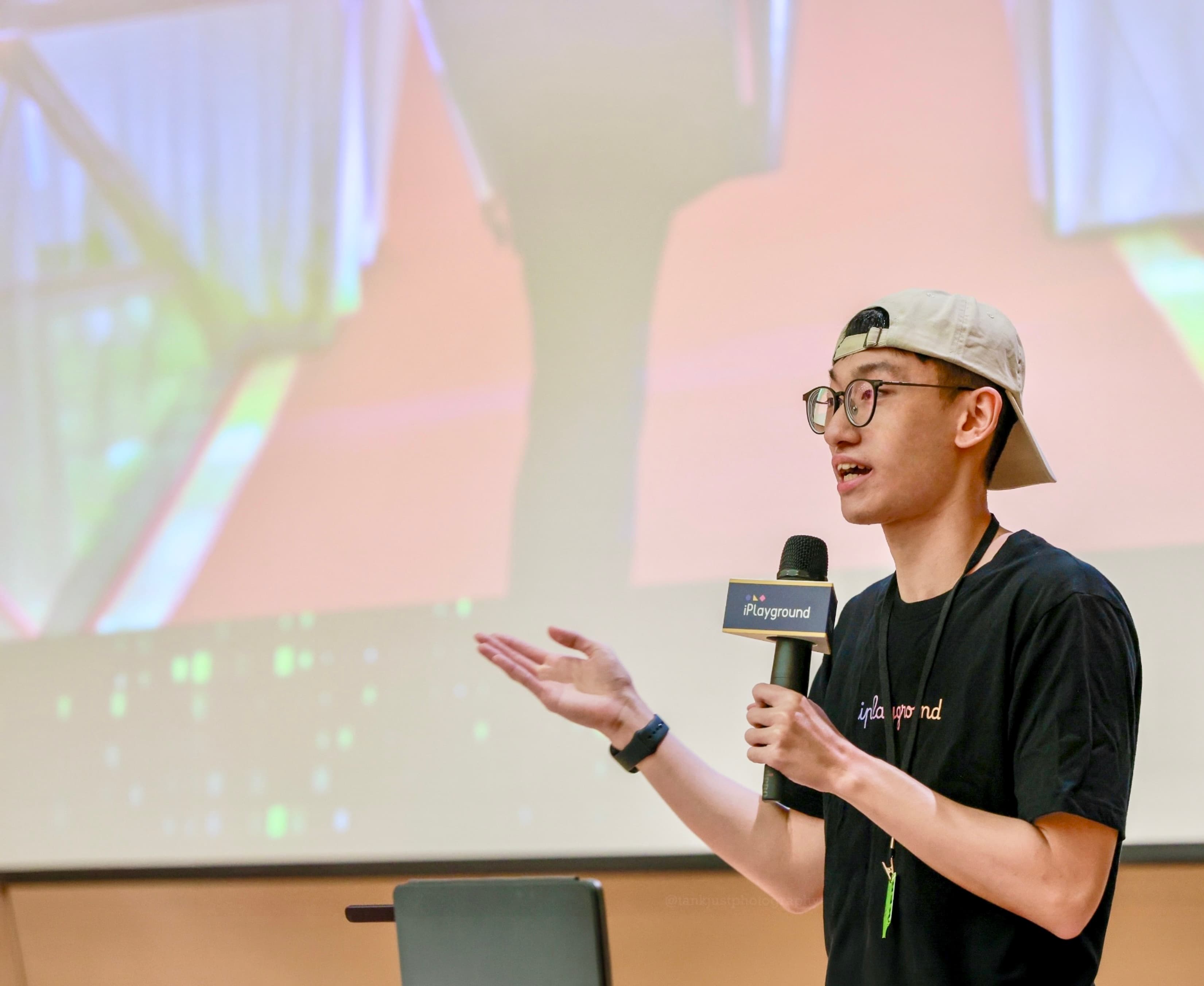 Yucheng Liu presenting a project